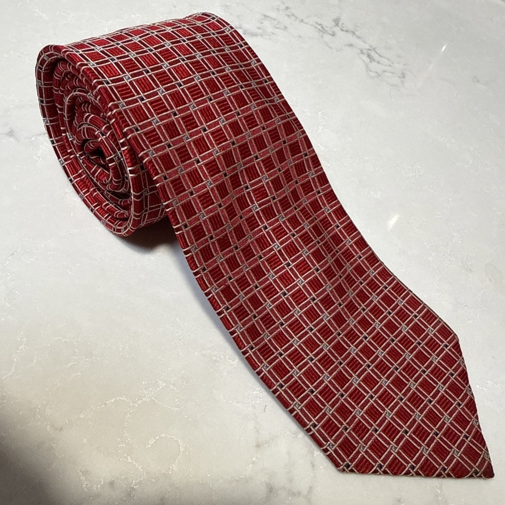 Jos A Bank Executive Collection Red Geometric Squares Men's Long Silk Tie 63X3.5